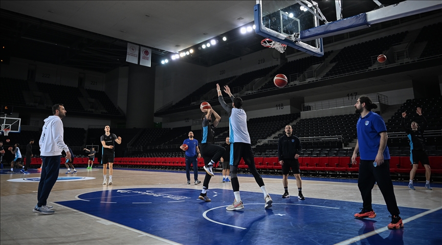 Türk Telekomlu basketbolcular Fenerbahçe Beko'dan rövanşı almak istiyor